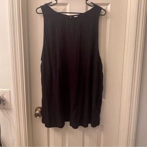 Black Old Navy Tank